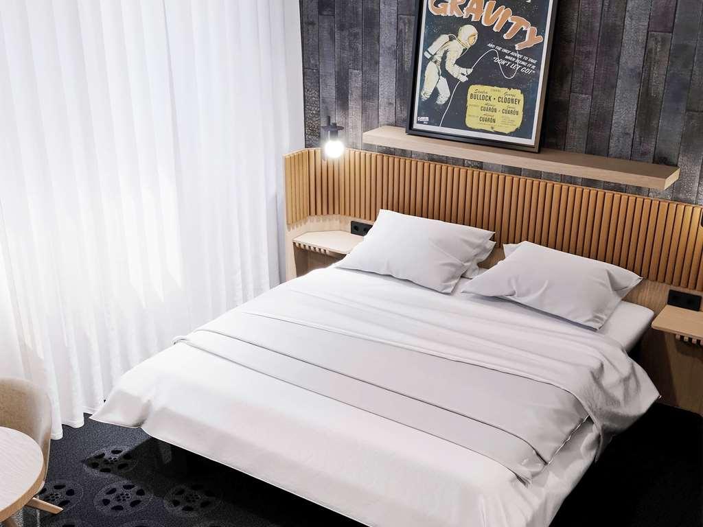 Ibis Styles Centre 3*